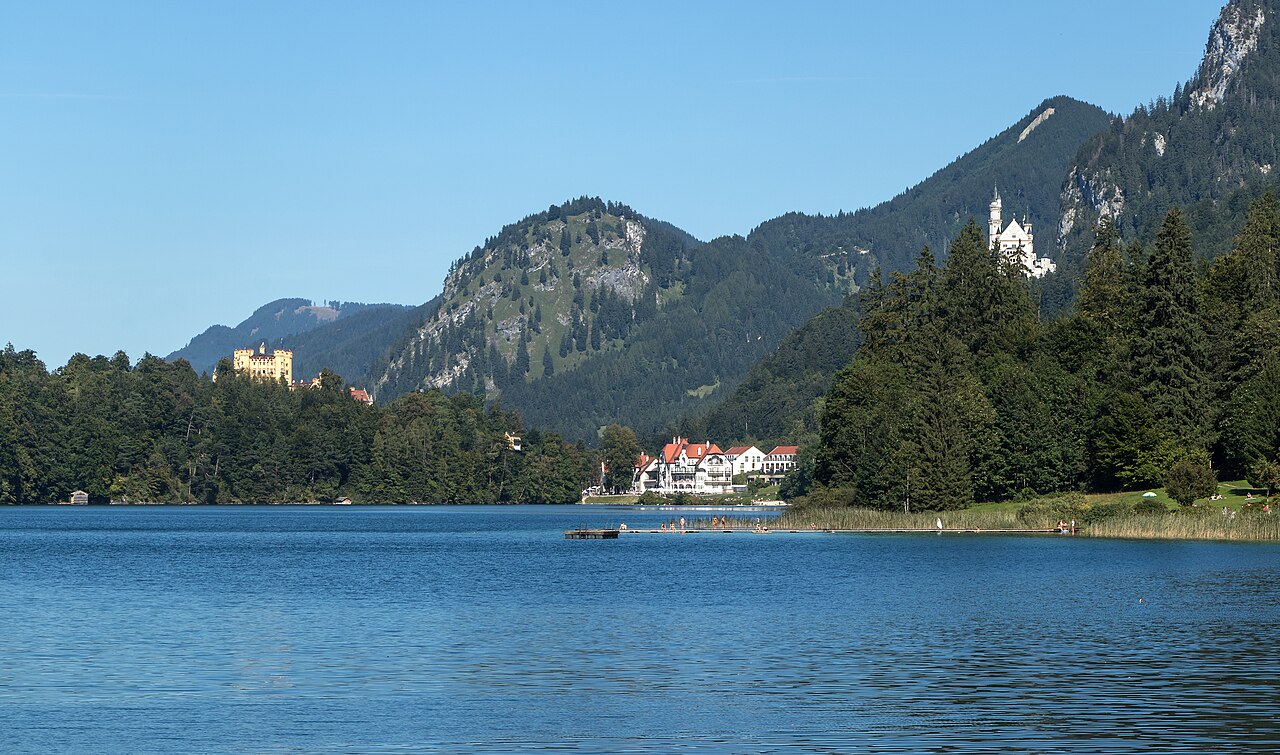 Hohenschwangau Castle above the Alpsee